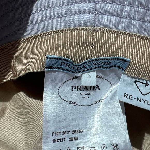 Prada hat - Picture 3 of 3